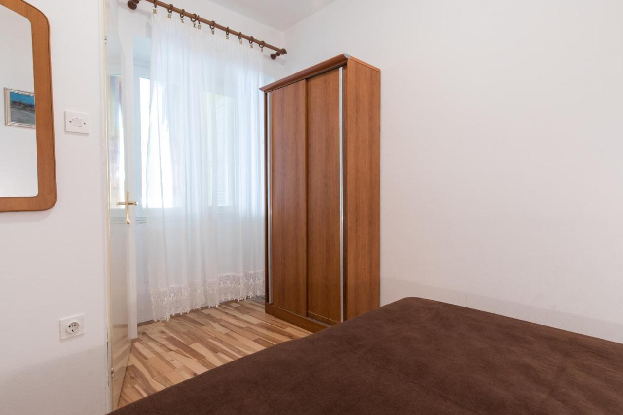 Apartment Darko Near The Sea